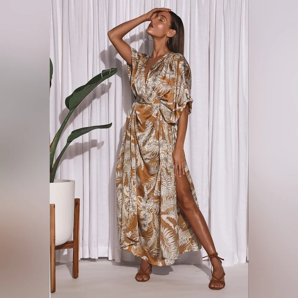 NWT Lulus Take A Holiday Tan Tropical Print Maxi Dress - Picture 1 of 4